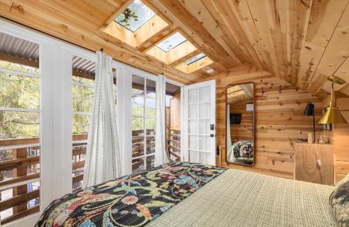 Lodge Hill House | House of Joy-Sleeps 12