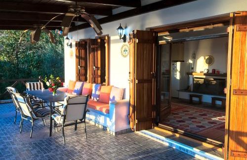 Zagora-Mouresi House | House of the Rising Sun