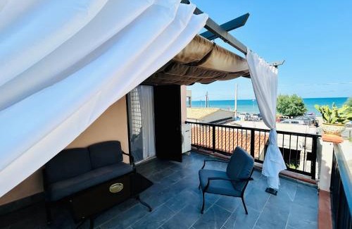 Agnone House | House on the beach