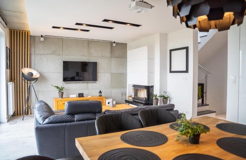 Oslonino House | House on the Hill