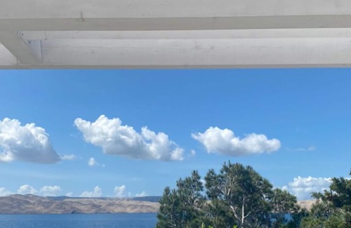 Cesarica Apartment | House Petra on the beach-nice view