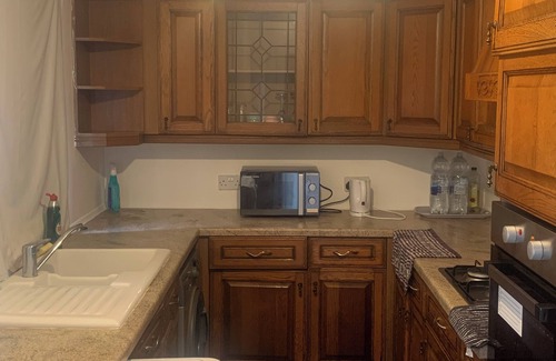 Burnley House | House - Sleeps 3 & free parking