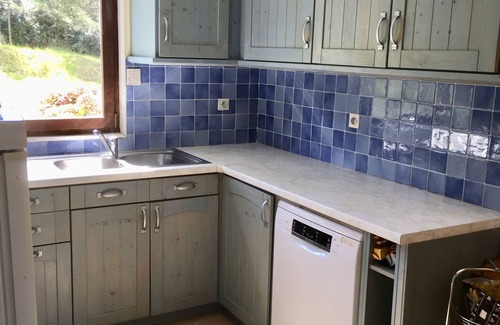 Crozon House | House sleeps 9. Spectacular sea views. 300yds sandy beach. Large garden. WiFi.