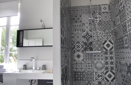 Lagnes Other | House the 6th sense 6 people 3 bedrooms