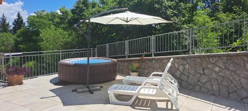 Rukavac Villa | House Tia with Jacuzzi and BBQ in a Green Oasis