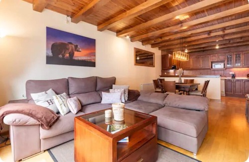Bagergue House | House townhouse in Bagergue, tourist apartment in Bagergue, ski in baqueira