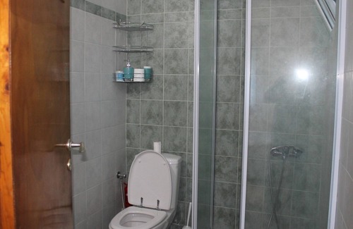Astros House | House with 2 separate apartments - Very Best for Group of Friends