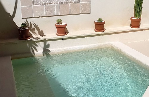 Aigues-Vives House | House with authentic charm.