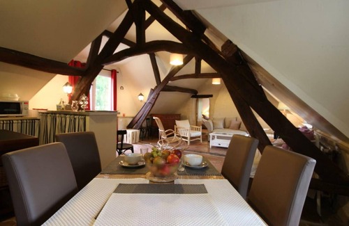 Radon Cottage | House with balcony, pets allowed, near Alençon