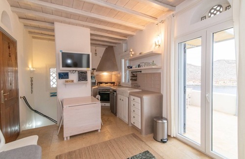 Panormos Villa | House with character