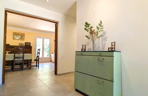 La Garde House | House with garden & terrace near the beaches