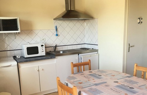 Lannilis Cottage | House with heated pool and close to beaches in Lannilis