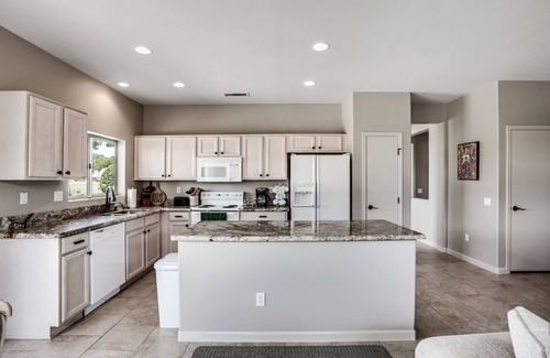 Sun City West House | House with Private Pool on Golf Course in Sun City West Arizona