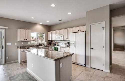 Sun City West House | House with Private Pool on Golf Course in Sun City West Arizona