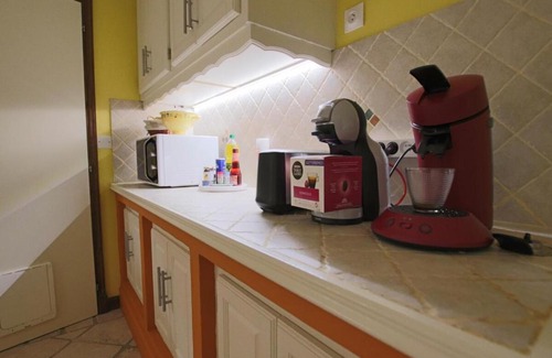 Etaules House | House with wooded garden near Royan