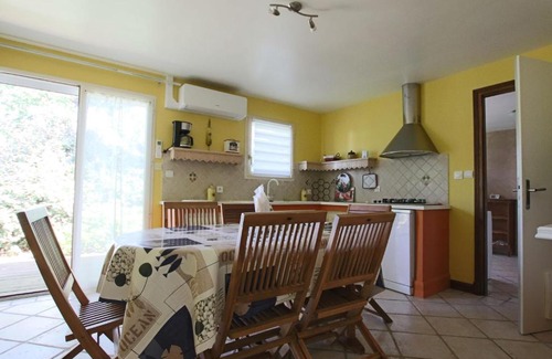 Etaules House | House with wooded garden near Royan