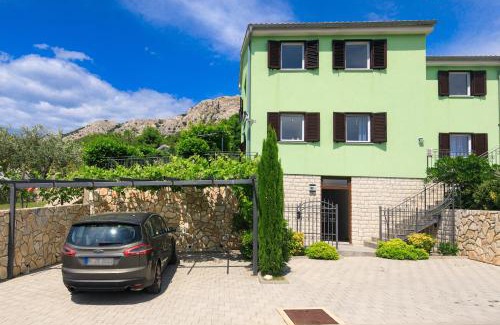 Jurandvor House | House Zrile with garden and jacuzzi