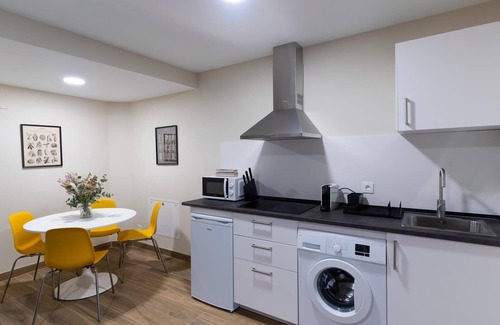 Old Town Apartment | Housing León Azabachería 1A