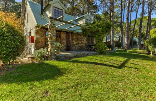 Constantia House | Houtkapperspoort Mountain Cottages