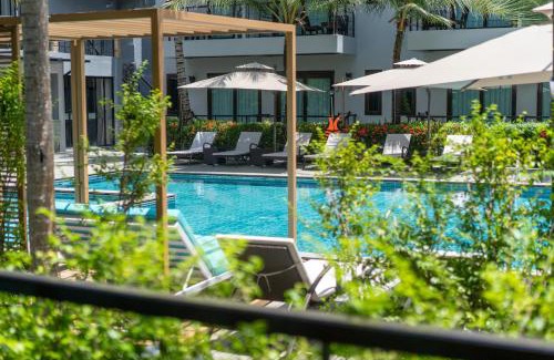 Sa Khu Hotel | Howard Johnson by Wyndham Phuket Naiyang