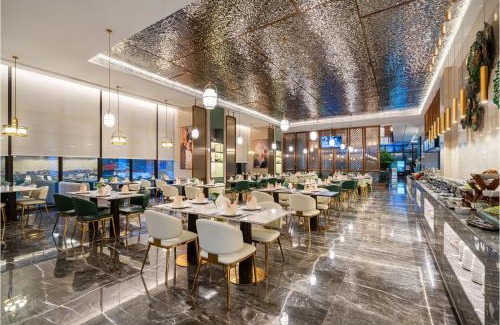 Xindu Hotel | Howard Johnson by Wyndham Zun Ju Hotel Cheng Du