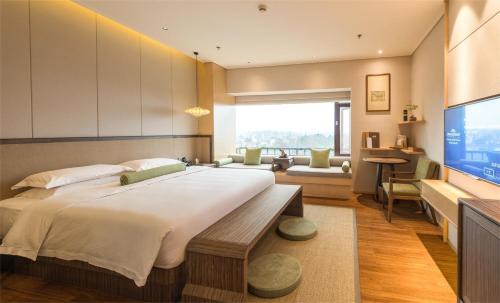 Dujiangyan Hotel | Howard Johnson Conference Resort Chengdu