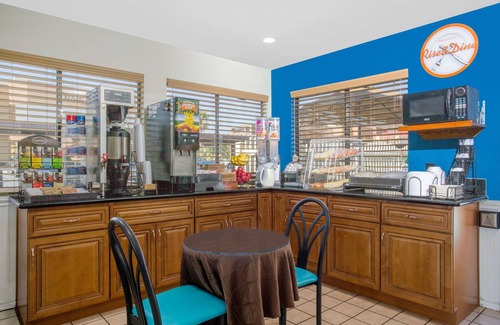 St. George Hotel | Howard Johnson Hotel & Suites by Wyndham St. George