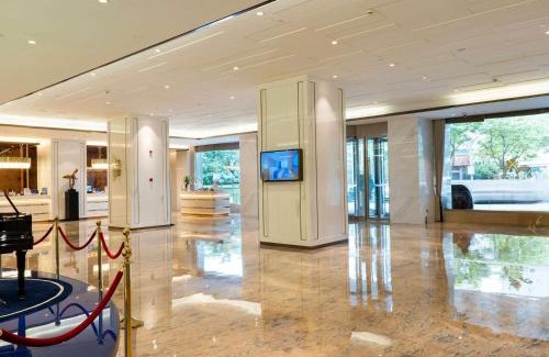 Minhang Hotel | Howard Johnson Wyndham Leonora plzaz Shanghai