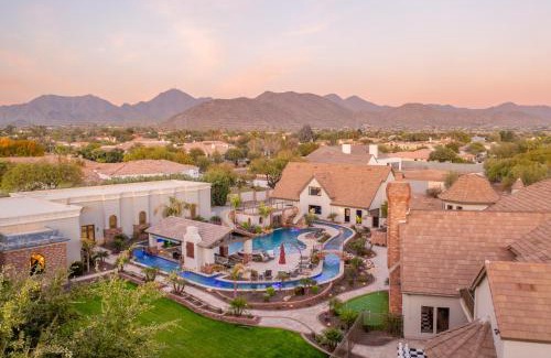 Cactus Acres House | HÓZHÓ Grand Estate on Sunnyside