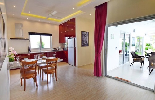 Hin Lek Fai Villa | Hua Hin luxury Pool Villa Cattleya