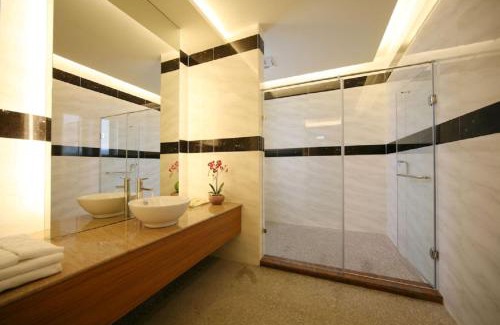 Shalu District Hotel | Hua Mu Lan Hotel