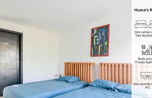 Emerald Coast Bed & Breakfast | Huaca's Room in hotel for 4 pax | 5 min to the beach