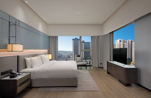 Shizhong District Hotel | HUALUXE Leshan by IHG