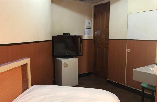 Central District Hotel | Huang Kai Hotel