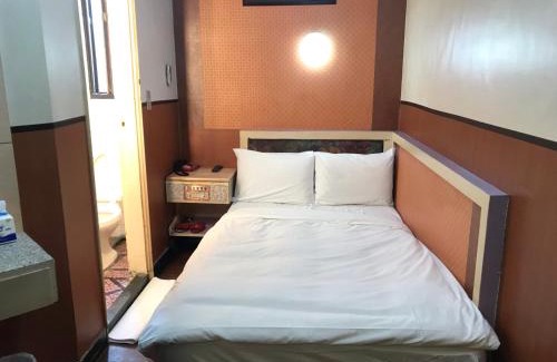 Central District Hotel | Huang Kai Hotel