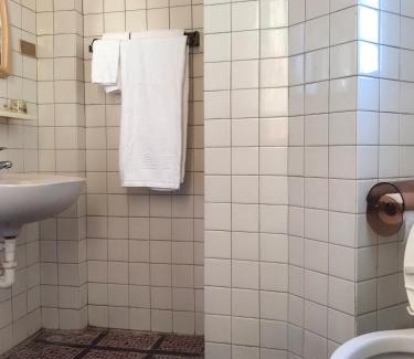 Central District Hotel | Huang Kai Hotel