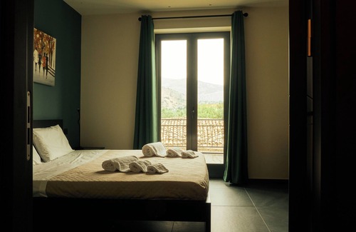 Carini House | HUB Rooms