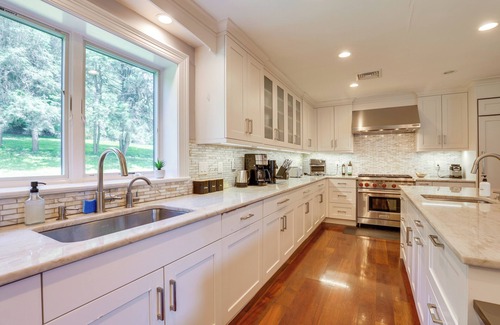 Briarcliff Manor House | Hudson River Views: Briarcliff Manor Home w/Deck