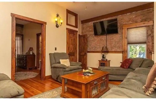 Walden Apartment | Hudson Valley NY LUXURIOUS 1900s Firehouse Total Privacy!