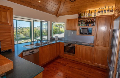 Doubtless Bay House | Huge 180 degree views of Doubtless Bay