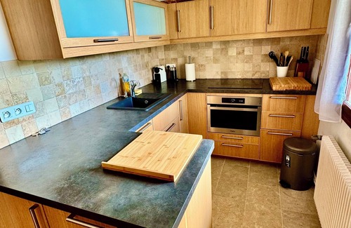 Les Maillans Apartment | Huge apartment with stunning views