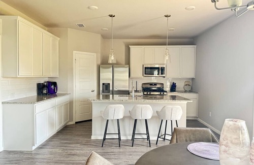 Celina House | Huge Backyard in Beautiful Home