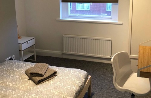 Holborn and Covent Garden Apartment | Huge Bright 5 bed, 3 bath Central London.