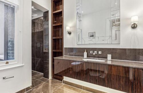 City of Westminster Apartment | Huge Luxury 5 Bedroom Terraced House