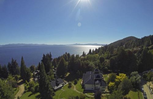 San Carlos de Bariloche Cabin | Huinid Bustillo Cabañas