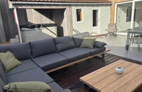 Roesbrugge-Haringe House | Huisje Well Tevree