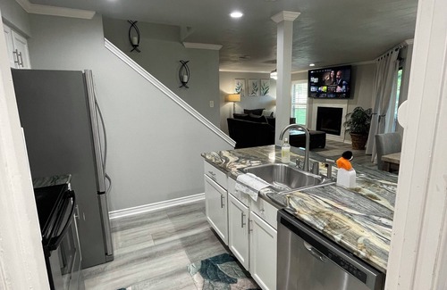 Pinehurst Of Atascocita Condo | Humble Abode - Entire townhouse in Humble Tx