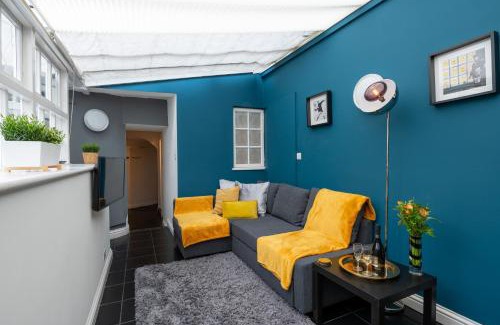Clifton Apartment | Hummingbird Maisonette by Prescott Apartments