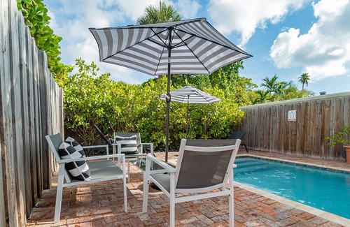 Sunshine Park Villa | Hummingbird Private Heated Pool Cottage Downtown, The Square, Beach!
