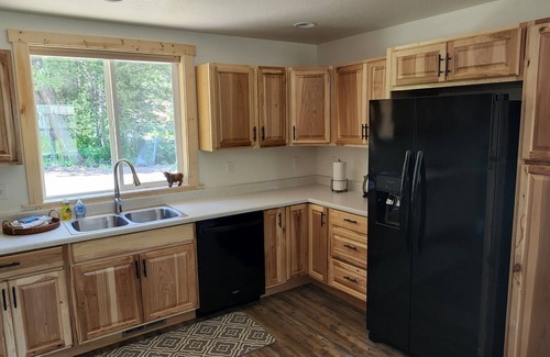 Whitefish House | Hungry Horse Hideaway #D - 2 Bedroom 1 Full Bath - 10 minutes from Glacier Park!